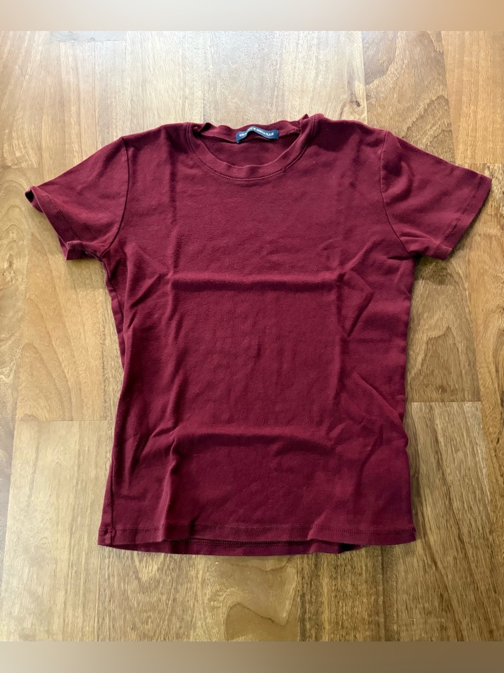 Brandy Melville Women's Short Sleeve Tee in Burgundy
